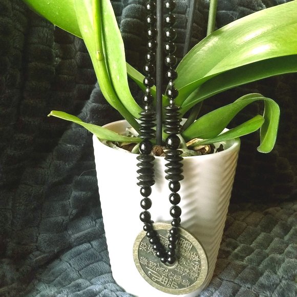 vintage 80s black stone bead necklace Chinese zodiac NWOT - Picture 1 of 10
